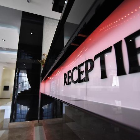 Hotel Articus Krajowa Zewnętrze zdjęcie