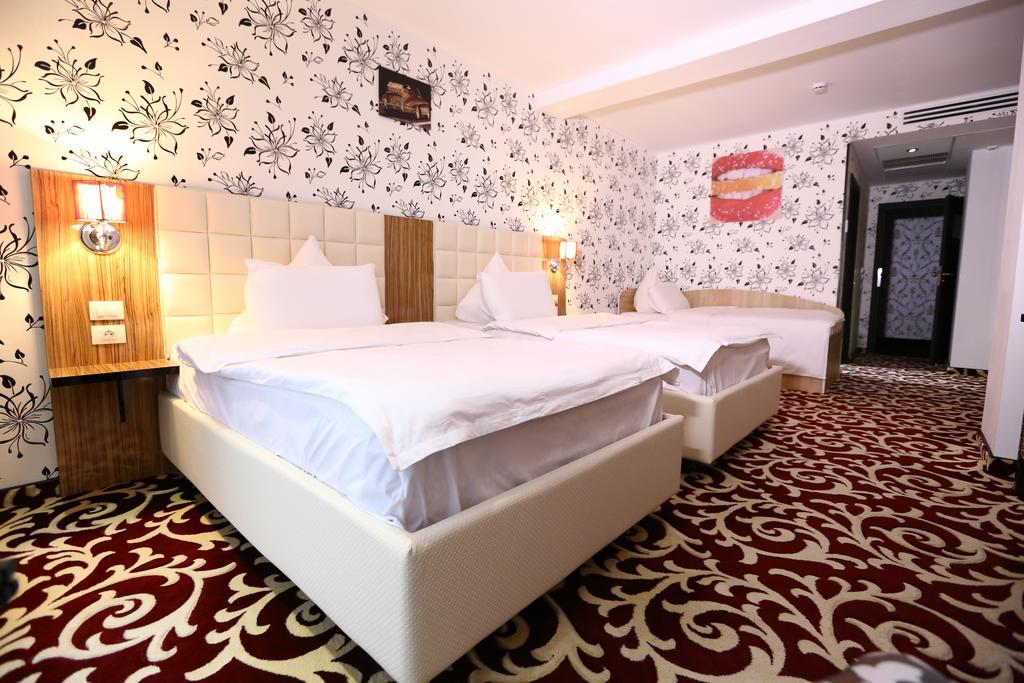 Hotel Articus Krajowa Zewnętrze zdjęcie