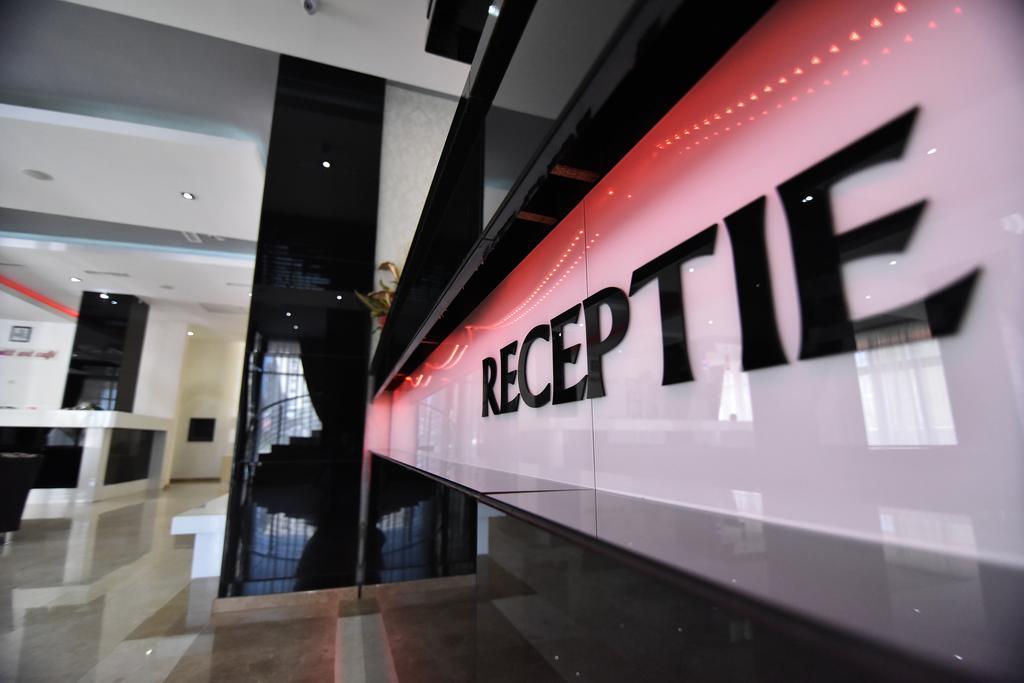 Hotel Articus Krajowa Zewnętrze zdjęcie