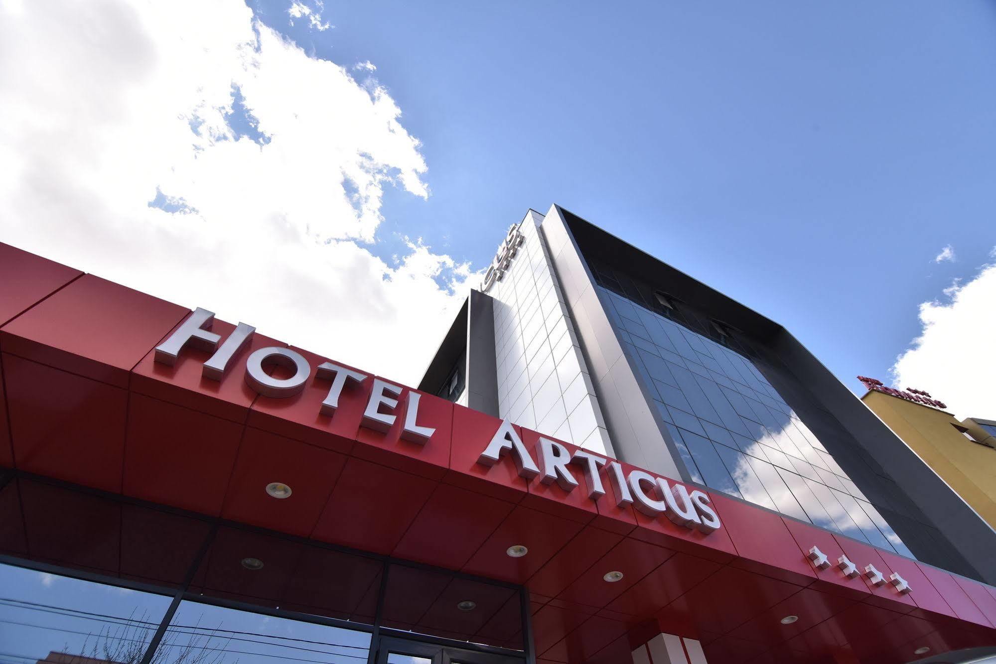 Hotel Articus Krajowa Zewnętrze zdjęcie
